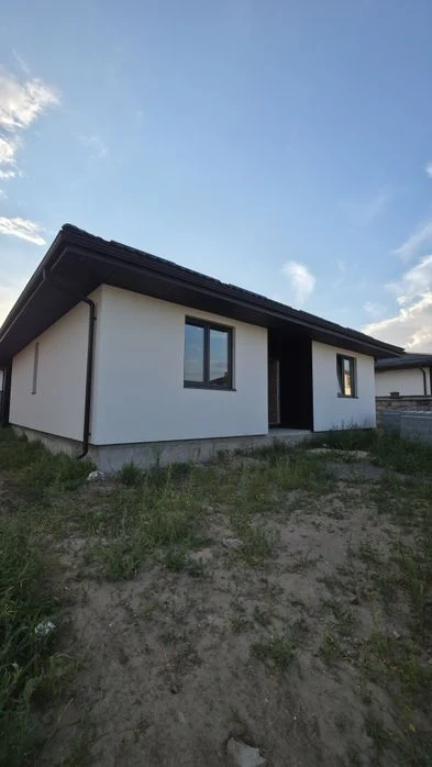 Продаж окремого будинку