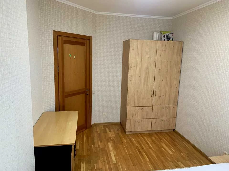Квартира. Київ, Юлії Здановської вул. (Ломоносова)