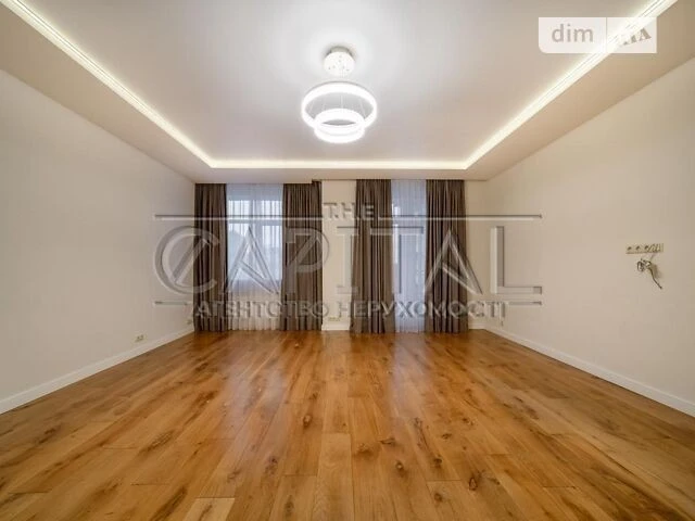 Sale of 4-room apartment 222 sq. m. on Oleksandra Konyskyi St. 4