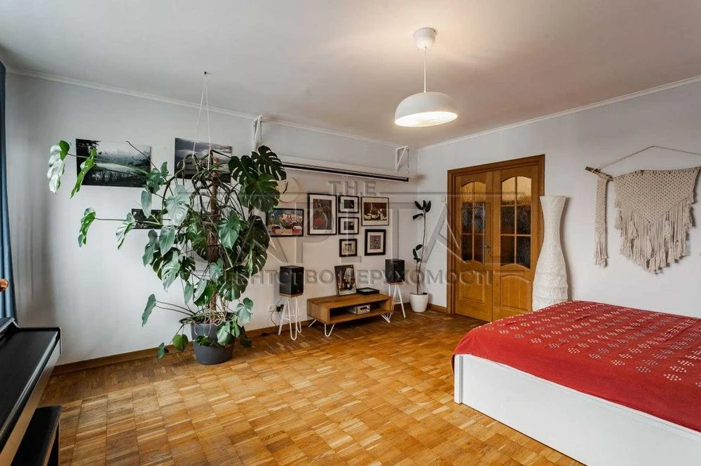 Продаж квартири, пров. Мар'яненка Івана, Печерськ, 5хв метро