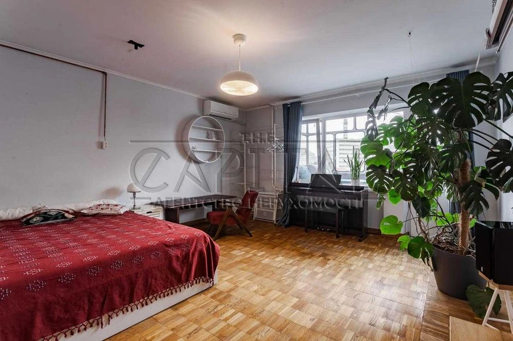 Продаж квартири, пров. Мар'яненка Івана, Печерськ, 5хв метро