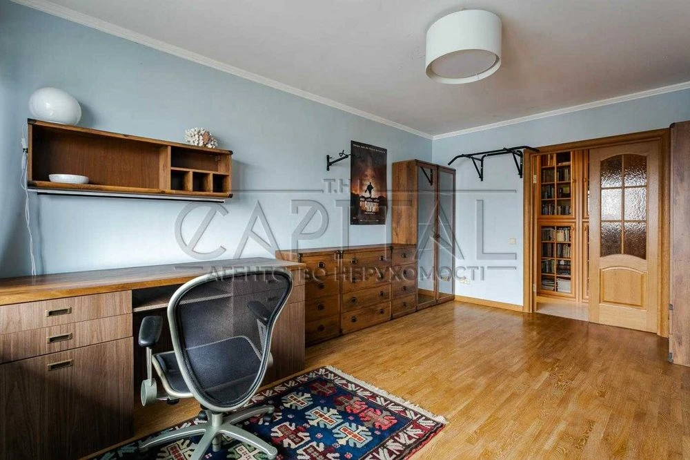 Продаж квартири, пров. Мар'яненка Івана, Печерськ, 5хв метро