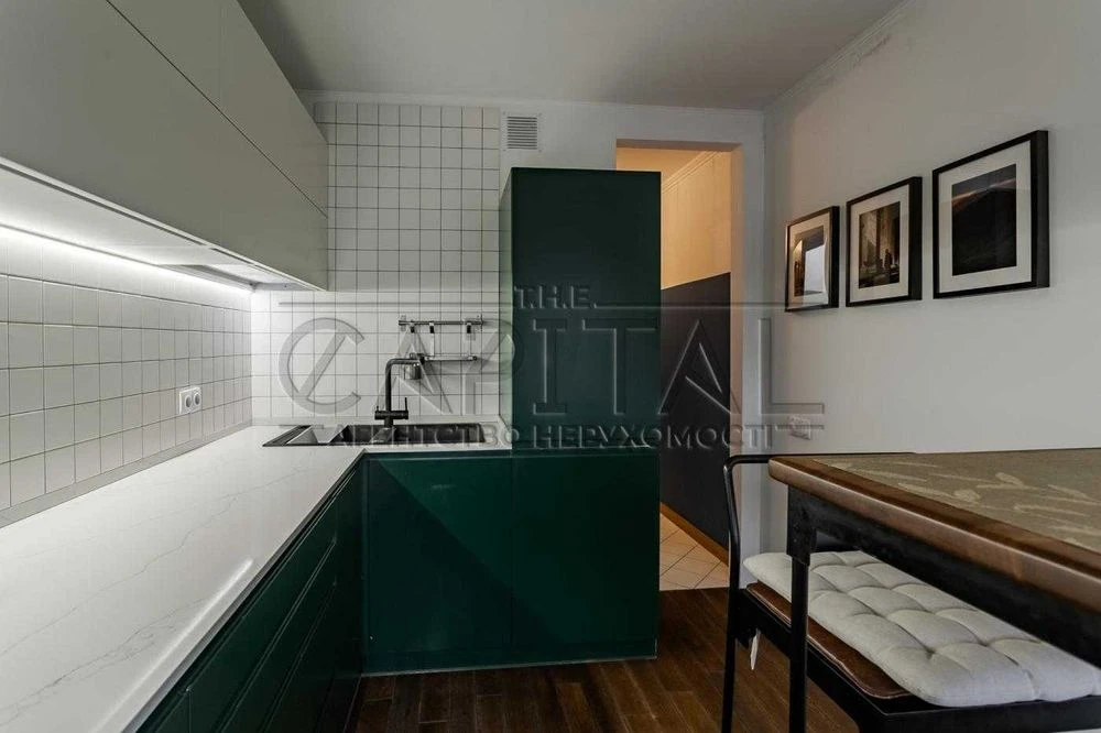 Продаж квартири, пров. Мар'яненка Івана, Печерськ, 5хв метро