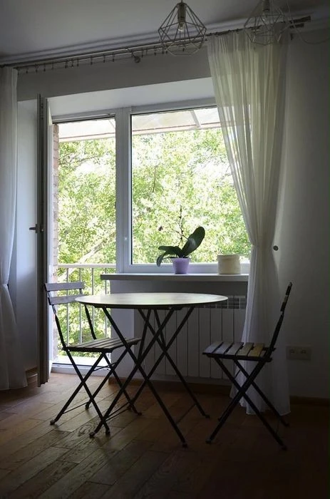 Продам 1 кімн. 42 кв. м. по вул. Німанська 10