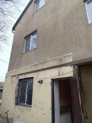 Продам часть дома в Одессе в Малиновском районе с АГВ и утеп