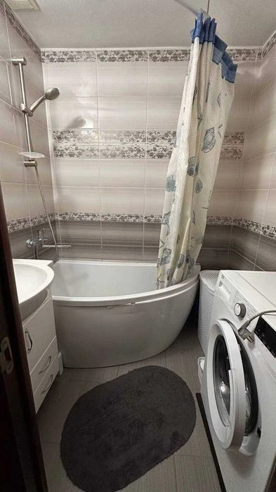 Продам 3-кімнатну квартиру, вул. Балківська/Мельницька