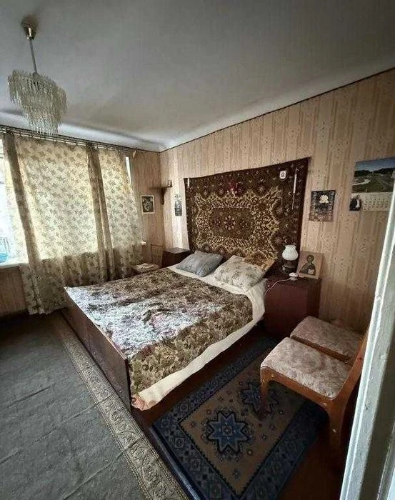 Поділ! У продажу 3-х  кімнатна квартира чеського планування