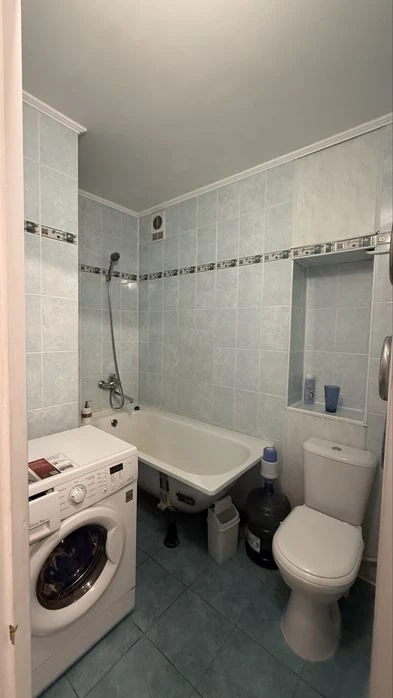 Продаж 2 кім квартири Ліски гарний стан 47 м. Окремі кімнати