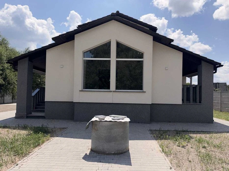 Будинок у Довжику 112 м² | панорамні вікна | власний ставок