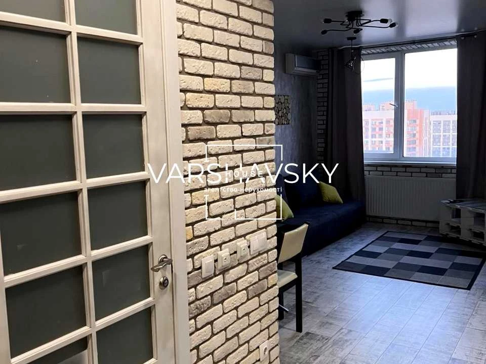 Квартира. Київ, Родини Крістерів вул.