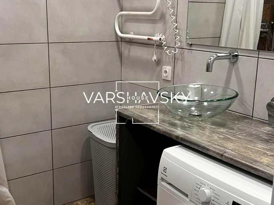 Квартира. Київ, Родини Крістерів вул.