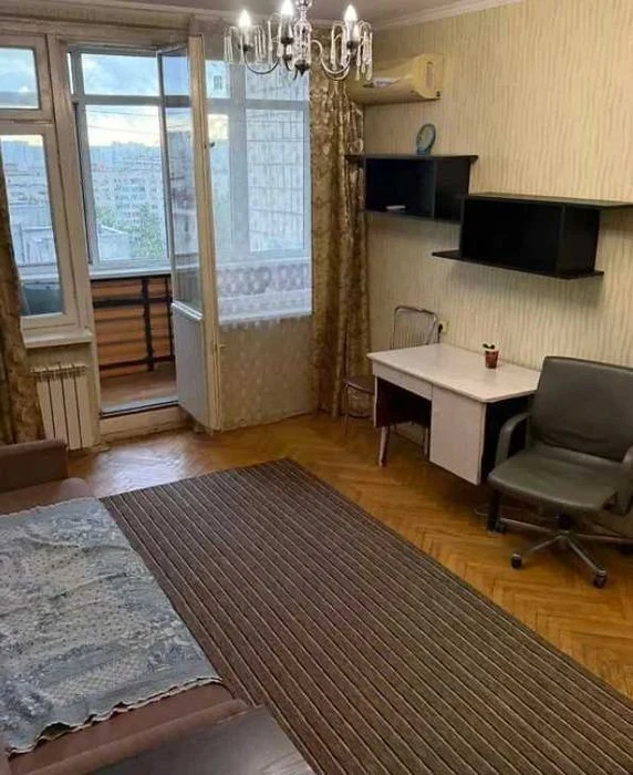 • 1-кімнатна квартира 36.2 кв. м на вул. Солом'янська, 22
