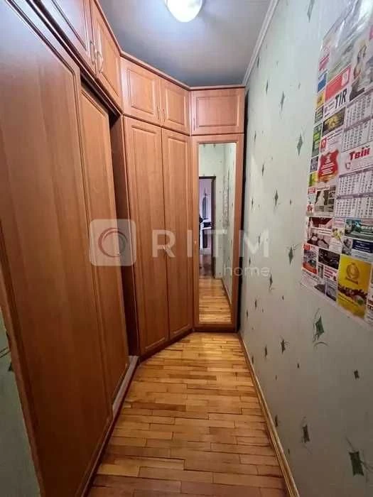 Продаж 2 кім. квартири 76м2 з індивідуальним газовим  опален