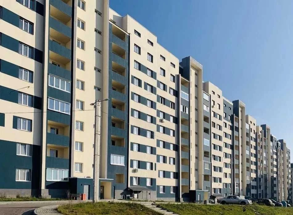Продам 2комн.квартиру проспект Победы,метро. Алексеевка. Люд