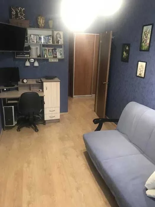 Продам 2 к. квартиру Мира метро Тракторный завод ХТЗ Сертифи