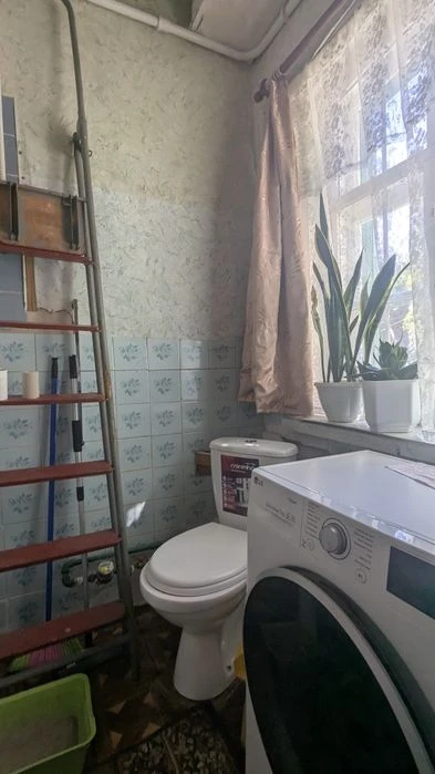 Ключі в АН. Продаж будинку в центральній частині міста.