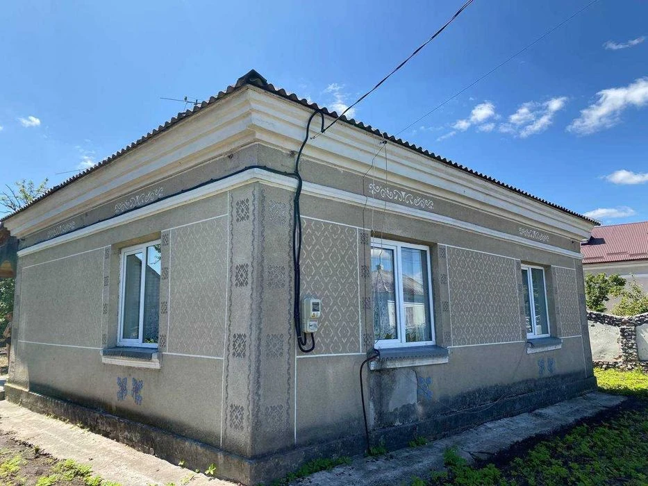 Продаж земельної ділянки + будинок Великі Гаї $150 000