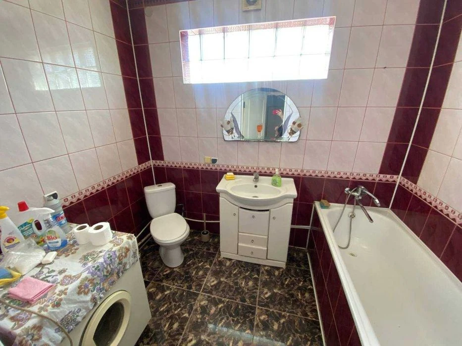 Продаж земельної ділянки + будинок Великі Гаї $150 000