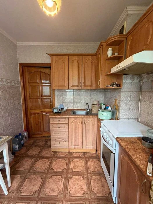 Продається 2 кімнатна квартира на вулиці Миколайчука