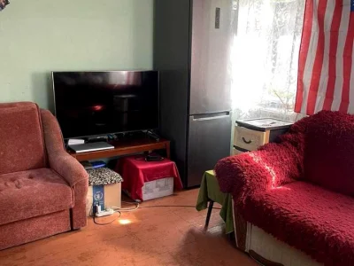 Будинок. Полтава, червоний шлях