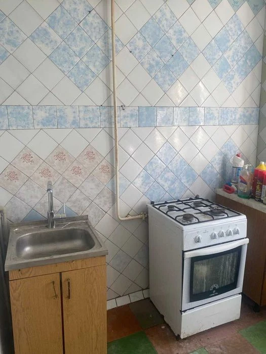 Продаж 2к на Калнишевського