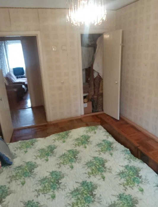 Продам квартиру 2-км на Шевченківському (213-297-571)