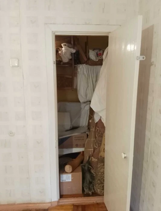 Продам квартиру 2-км на Шевченківському (213-297-571)