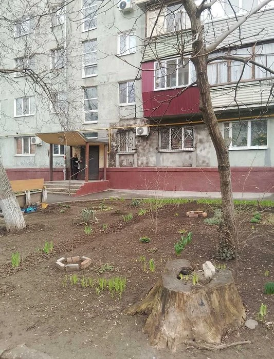 Продам квартиру 2-км на Шевченківському (213-297-571)