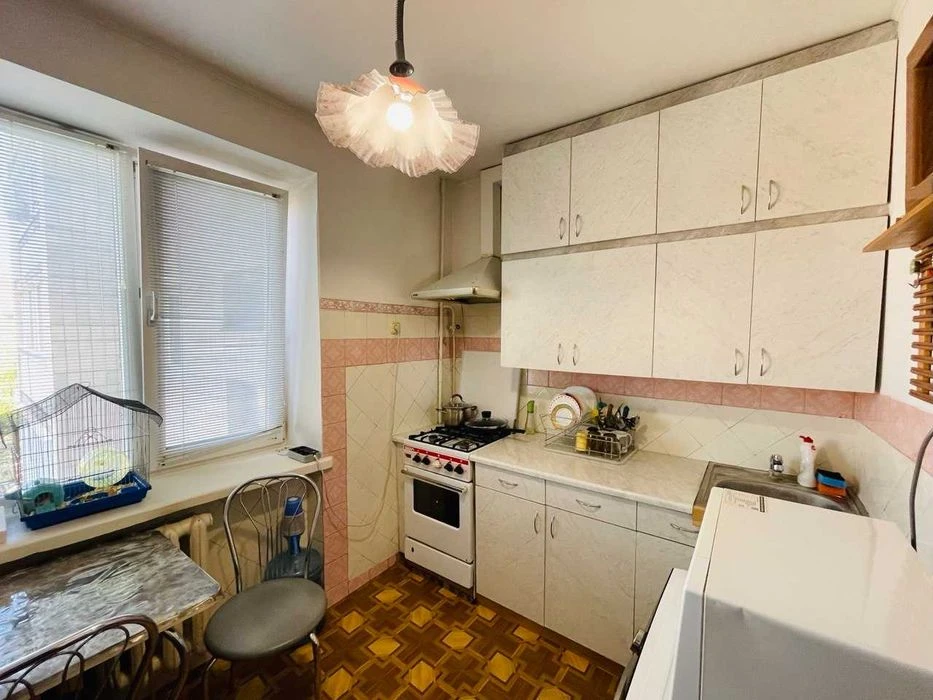 Продаж двокімнатноі квартири в самому центрі міста.