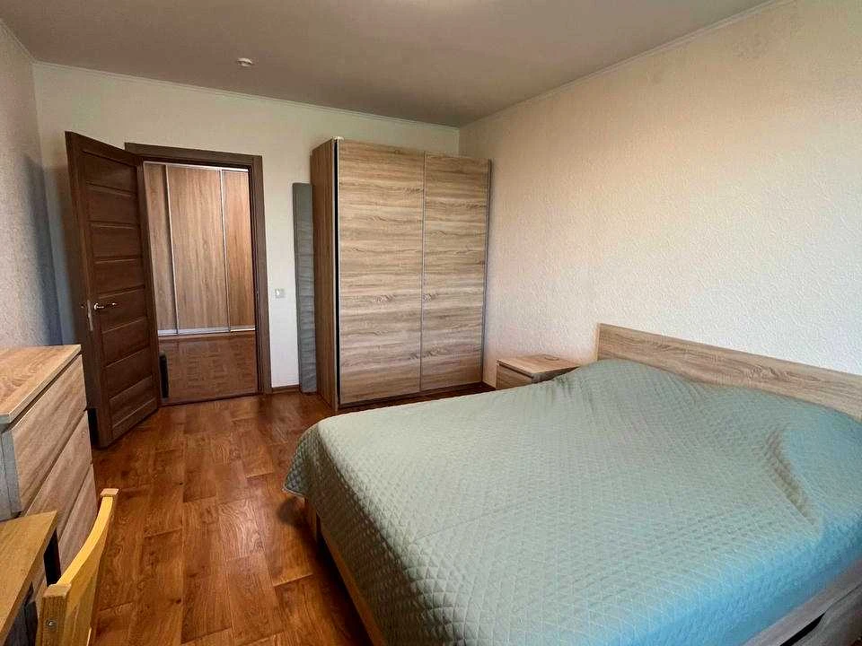 Квартира. Київ, Ревуцького вул.