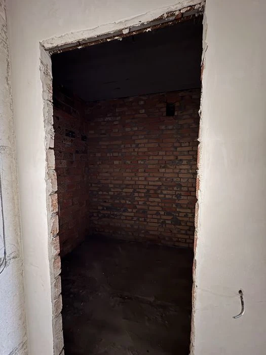 Продаж 3к квартири. Озерна