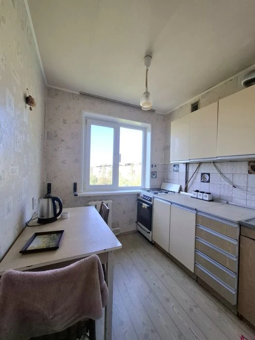 Продаж 2кім.квартири.  1КП