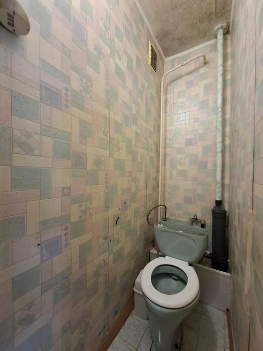 Продаж 2кім.квартири.  1КП