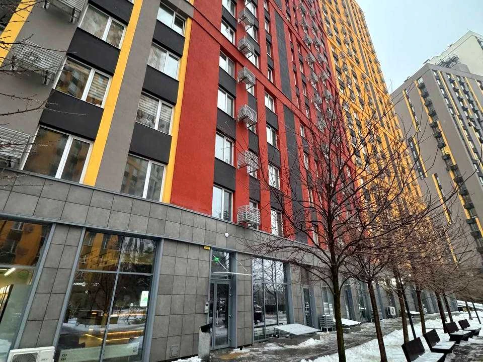 Квартира. Київ, Столичне шосе, (Будинок 10)