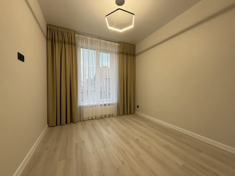 Продаж 2-поверхового таунхауса 93 м2