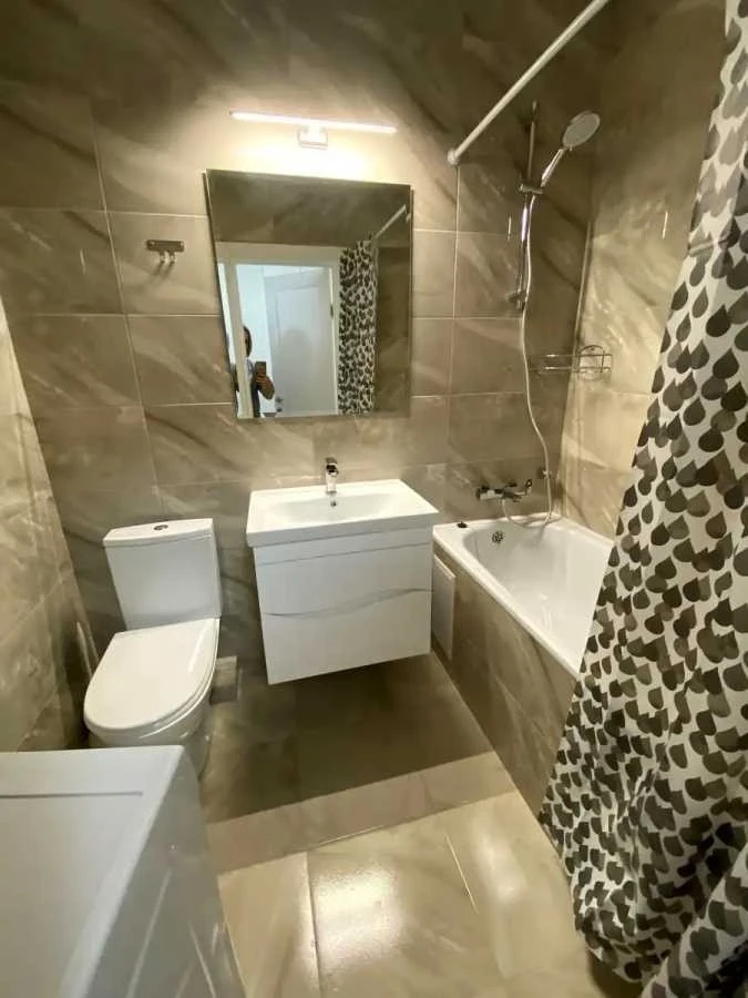 Оренда 1-кімнатної квартири 41 м², Миколи Гулака вул., 4