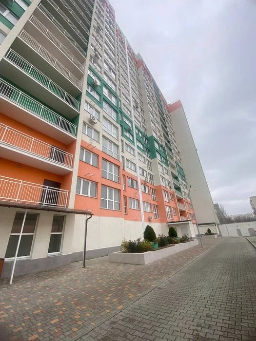 Продаж 1-кімнатної квартири в ЖК «Бульвар Акацій», вул. Буга