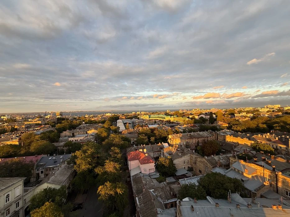 Продам 2 кімнатну квартиру на Новосельского/ Ольгієвська, га