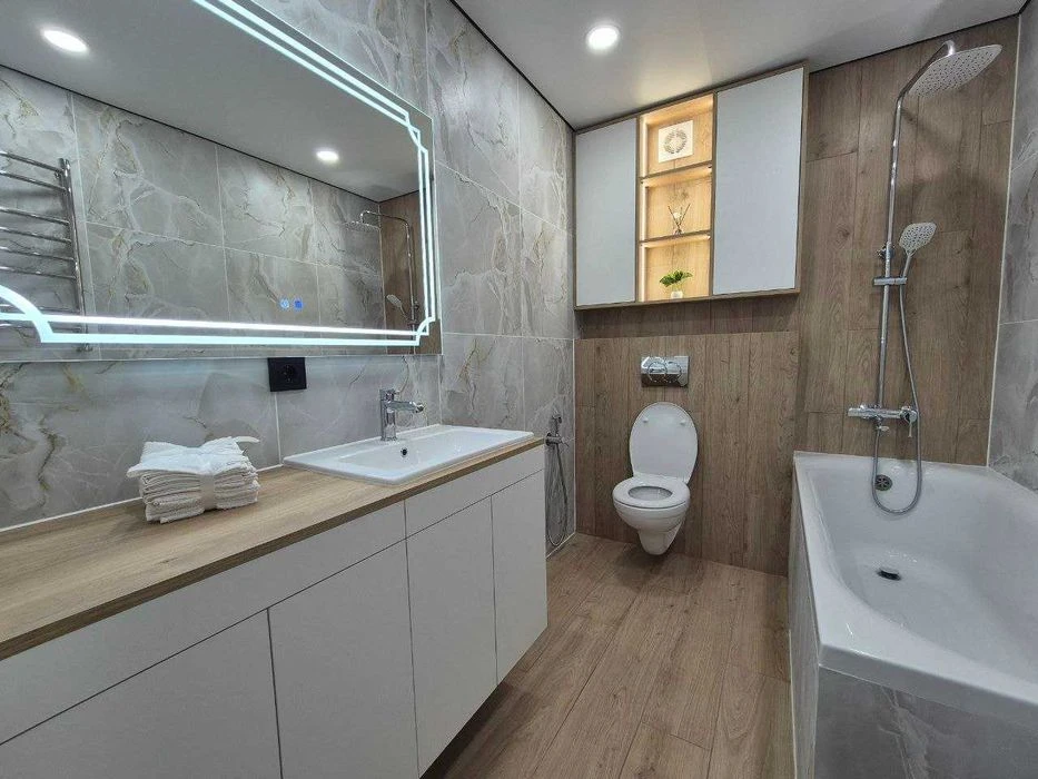 Продам 2-кімнатну квартиру з усіма меблями та технікою