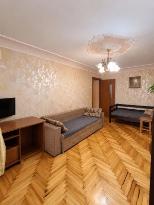 Продаж 2к квартири центр Перемога