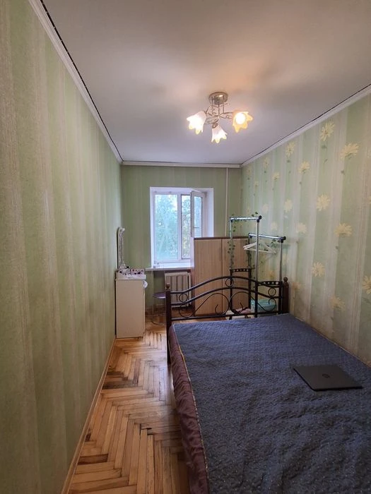 Продаж 2к квартири центр Перемога