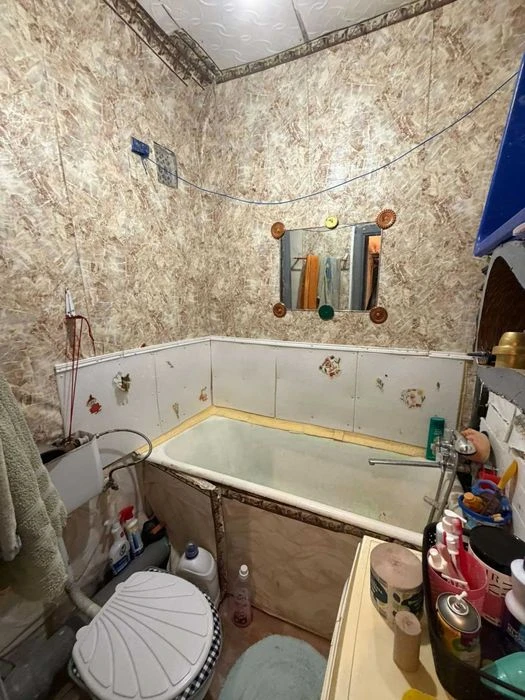 Продаж 2к квартири 44м.кв. ЦЕНТР МІСТА