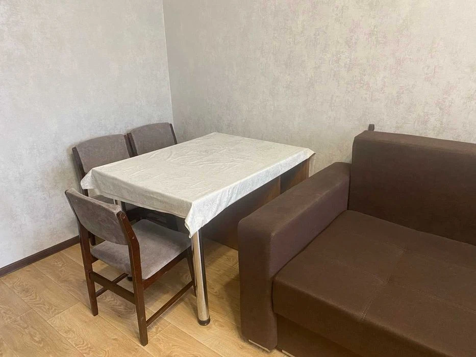 Продаж квартири, Полтава, р‑н. Центр, просп. Віталія Грицаєн