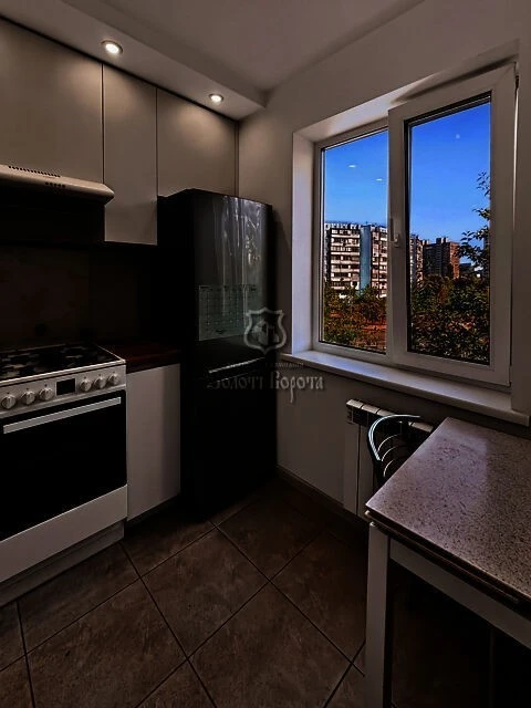 Продаж кімнати 51.8 кв. м на вул. Каштанова 13 • ID 34883445