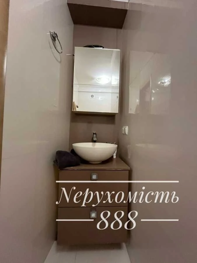 Продаж 1-кімнатної квартири 31 м², Академіка Філатова вул.,
