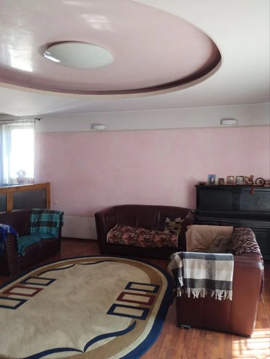Продаж будинку в Львові