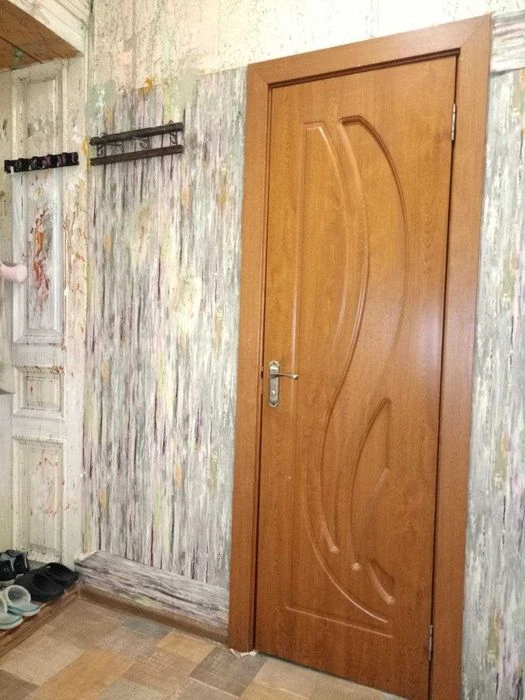 Продам 1 км квартиру в історичному центрі міста , в.Низова.