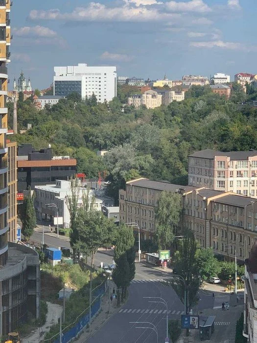 2К у ЖК LookyanSky (м. Контрактова площа) видова, двосторонн