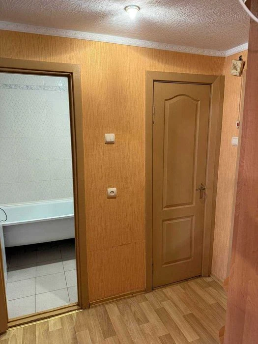 Продам 1 комнатную квартиру в Приднепровске Немировича Данче