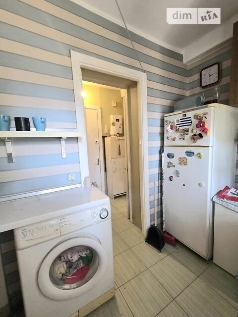 Sale of 1-room apartment 22 sq. m. on Kosmonavta Popovycha 24 st. •